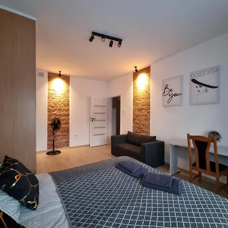 Διαμέρισμα 51 Z Klimatyzacja Γκντίνια